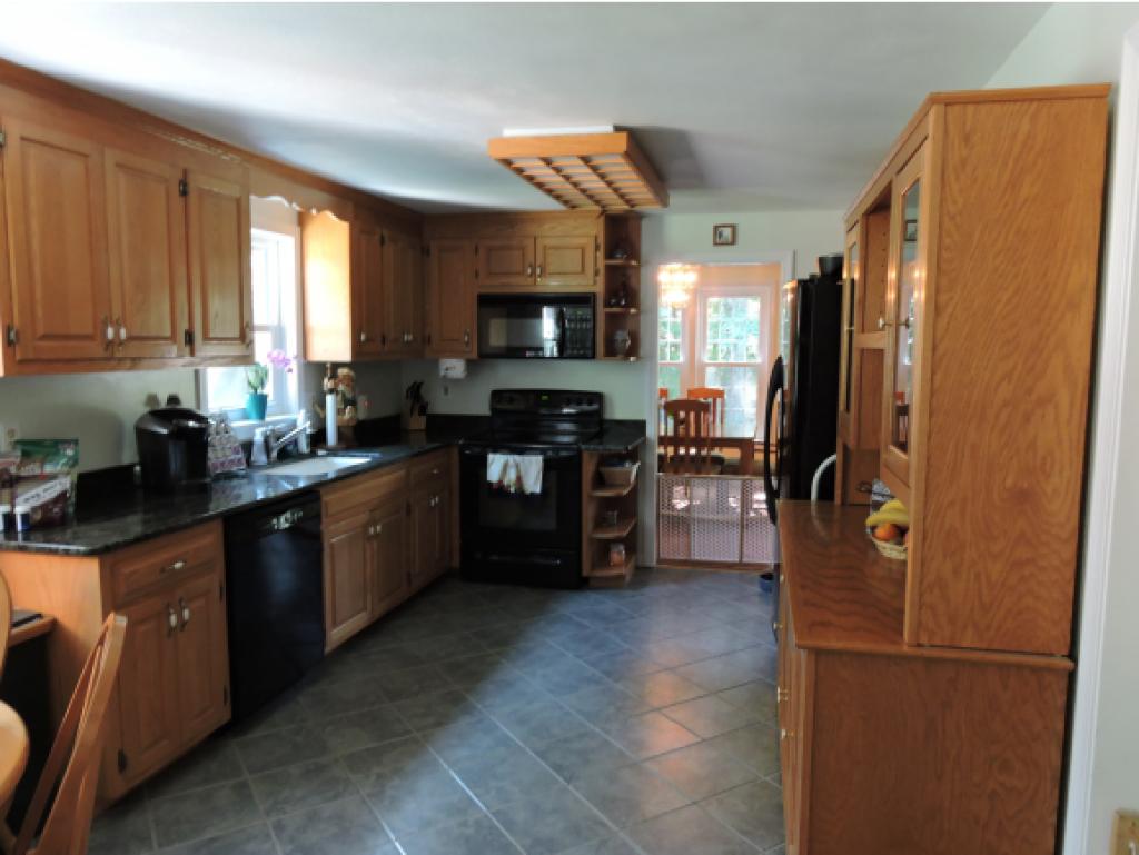 53 Hills Farm Road Chester, NH 03036 - Photo 4 of 36
