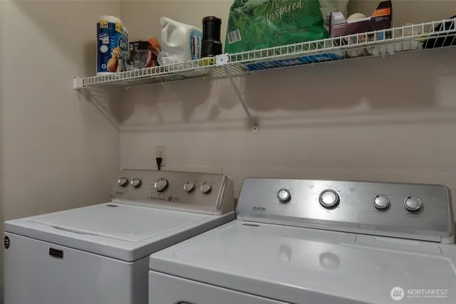 $346,750 | 651 Southeast Bayshore Drive, Unit B304, Oak Harbor, WA 98277