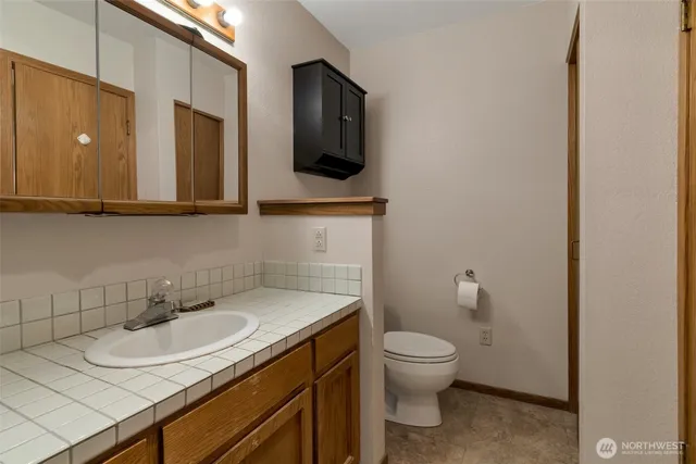 $346,750 | 651 Southeast Bayshore Drive, Unit B304, Oak Harbor, WA 98277