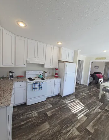 $500,000 | 1792 B Breezy Bay Way, McClellanville, SC 29458