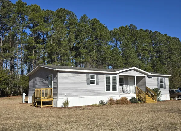 $500,000 | 1792 B Breezy Bay Way, McClellanville, SC 29458