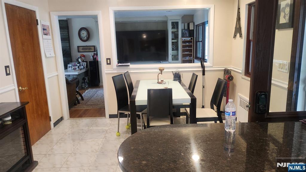 468 Oak Street Ridgefield, NJ 07657 - Photo 9 of 17