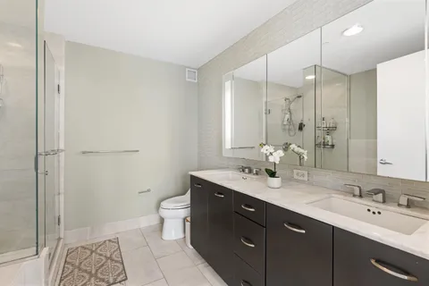 $1,100,000 | 2 2nd Street, Unit 3606, Jersey City, NJ 07302