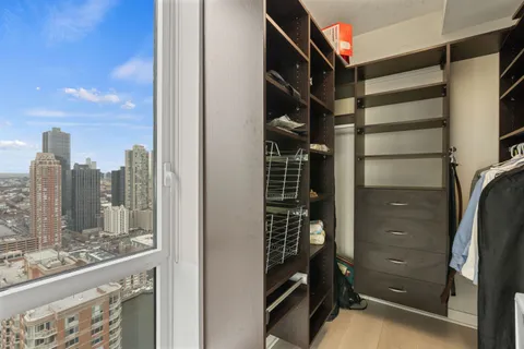 $1,100,000 | 2 2nd Street, Unit 3606, Jersey City, NJ 07302