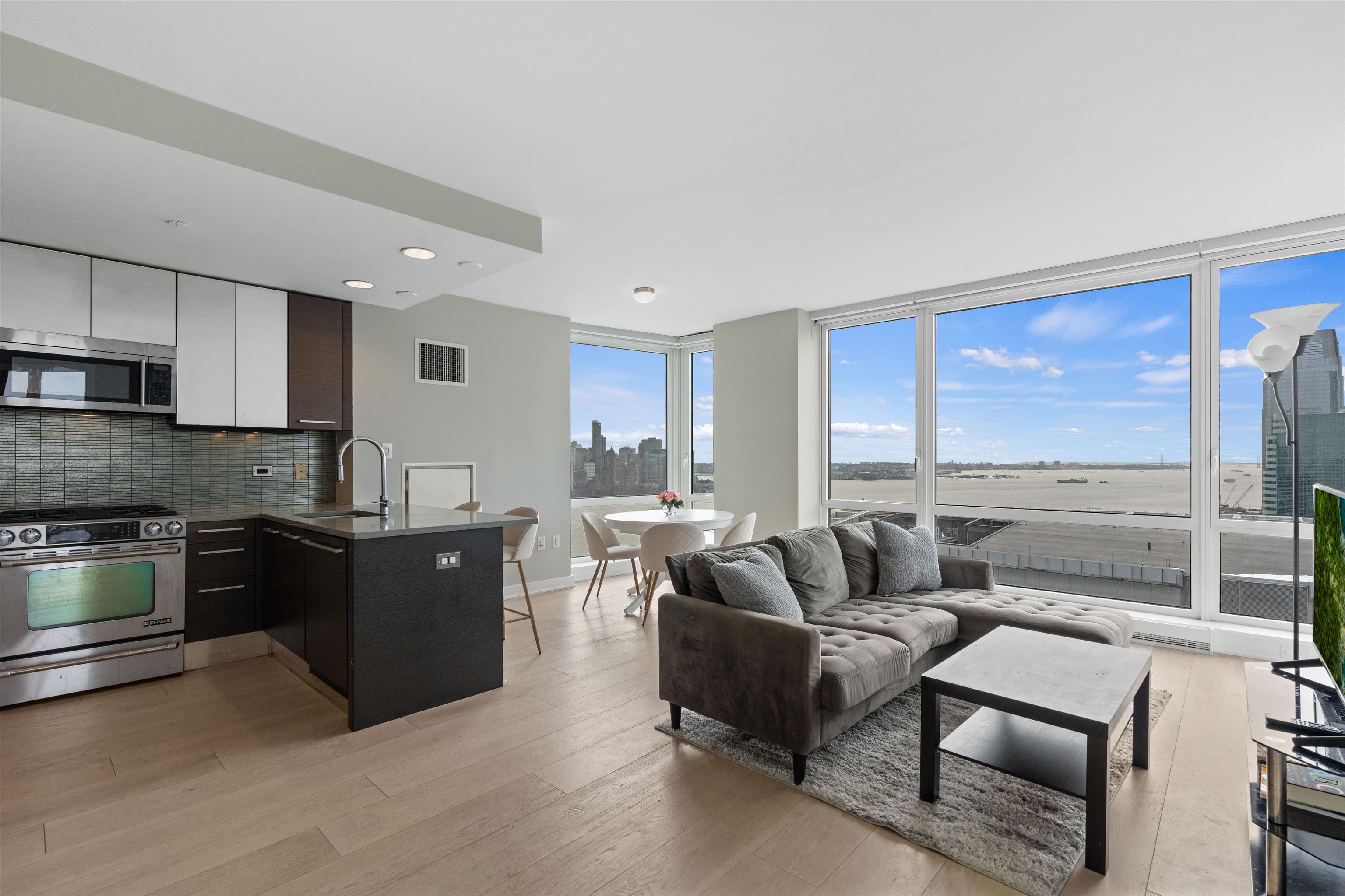 2 2nd Street, Unit 3606 Jersey City, NJ 07302 - Photo 22 of 29