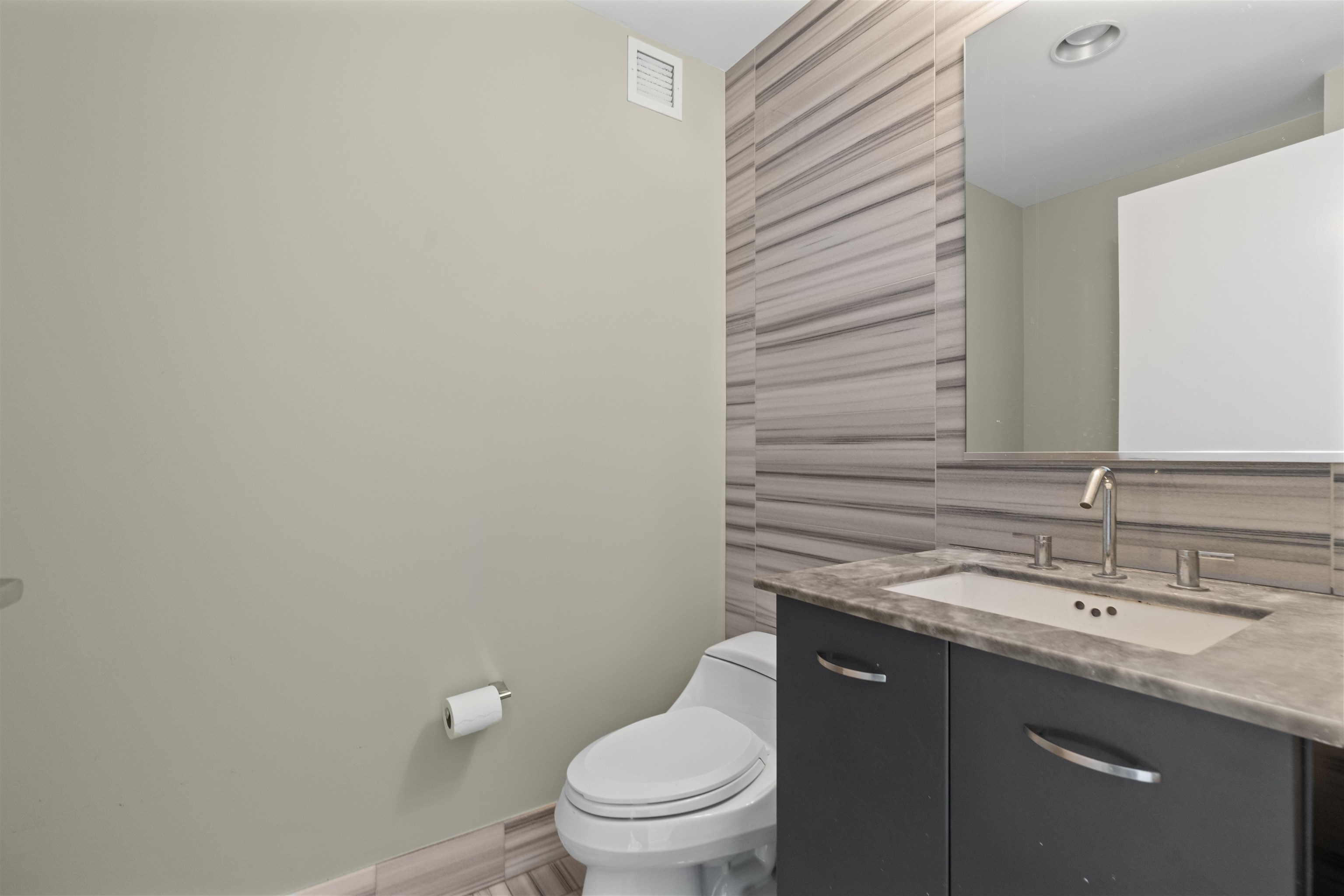 2 2nd Street, Unit 3606 Jersey City, NJ 07302 - Photo 5 of 29