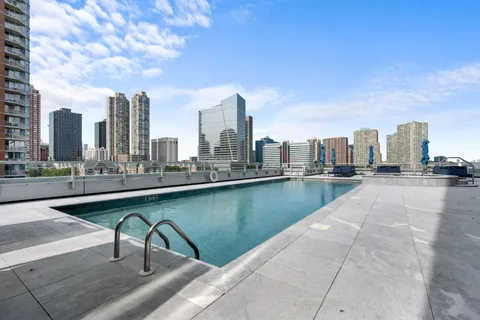 $1,100,000 | 2 2nd Street, Unit 3606, Jersey City, NJ 07302