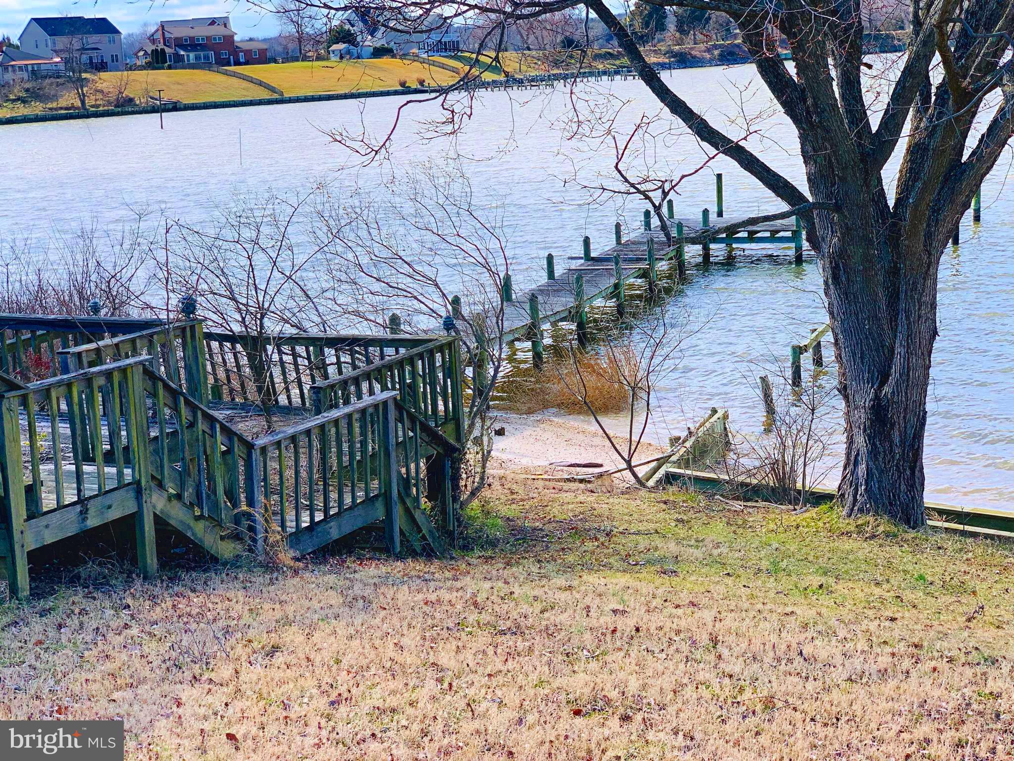 20765 Ridge Road Colonial Beach, VA 22443 - Photo 2 of 36 Private Pier and Boat dock!