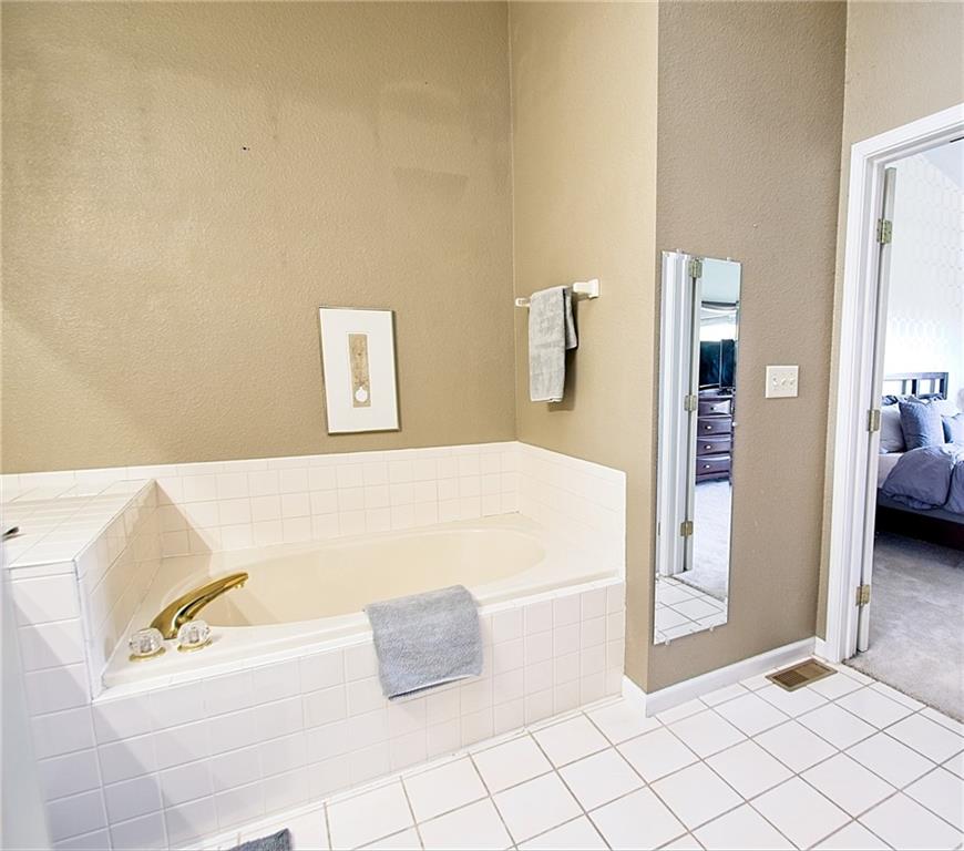 12811 Ramsgate Court Fishers, IN 46038 - Photo 19 of 31 Gallery Image 19