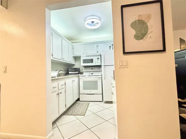 $1,400 | 43 Farnham B, Unit 43, Deerfield Beach, FL 33442