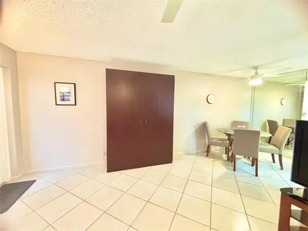 $1,400 | 43 Farnham B, Unit 43, Deerfield Beach, FL 33442