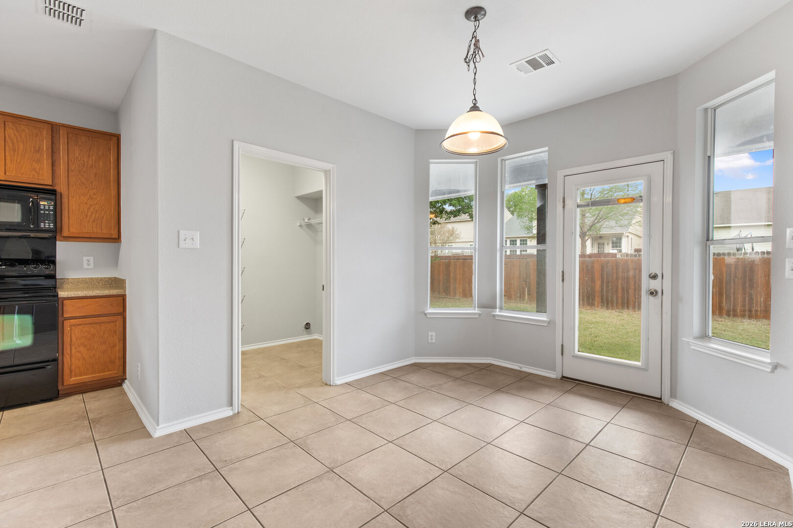 337 Willow Loop Cibolo, TX 78108 - Photo 12 of 42