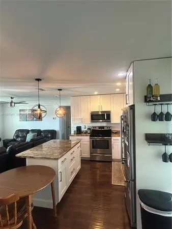 $3,500 | 9995 54th Street North, Pinellas Park, FL 33782