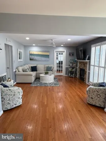 $4,999 | 8002 Middlebury Drive, Pasadena, MD 21122