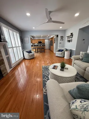 $4,999 | 8002 Middlebury Drive, Pasadena, MD 21122