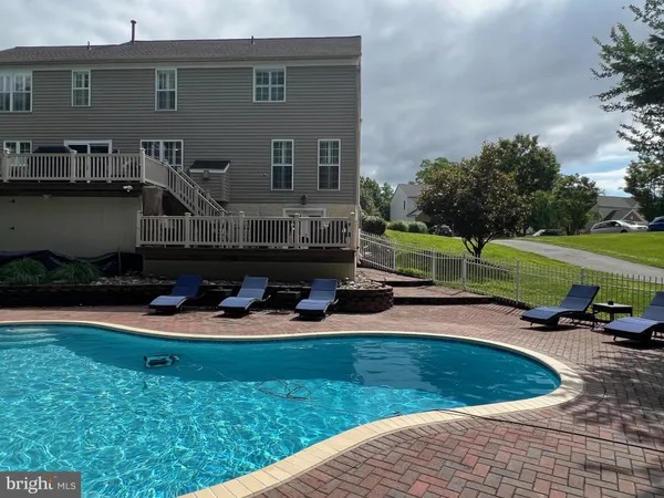 $4,999 | 8002 Middlebury Drive, Pasadena, MD 21122