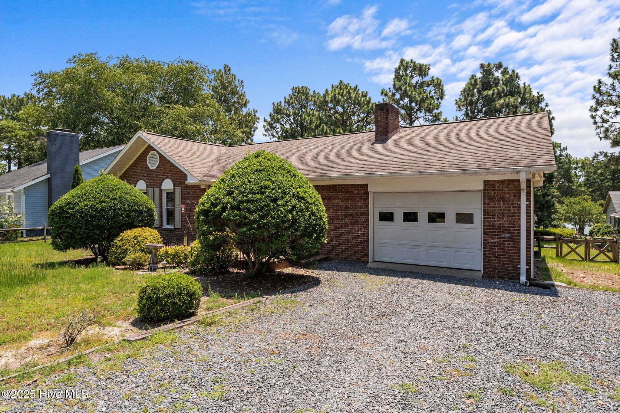 132 Shenandoah Road West End, NC 27376 - Photo 3 of 51 2-web-or-mls-DSC04771
