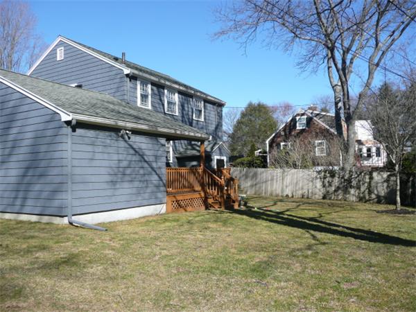3 Hillcrest Road Marblehead, MA 01945 - Photo 7 of 11