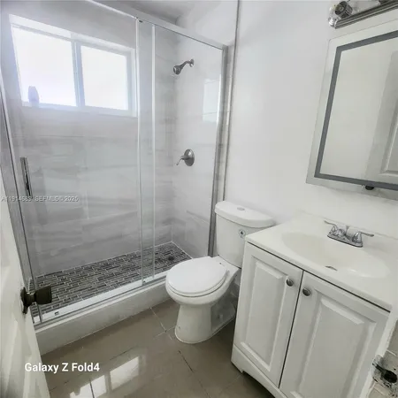 $1,700 | 2400 Northwest 10th Avenue, Unit 4, Miami, FL 33127