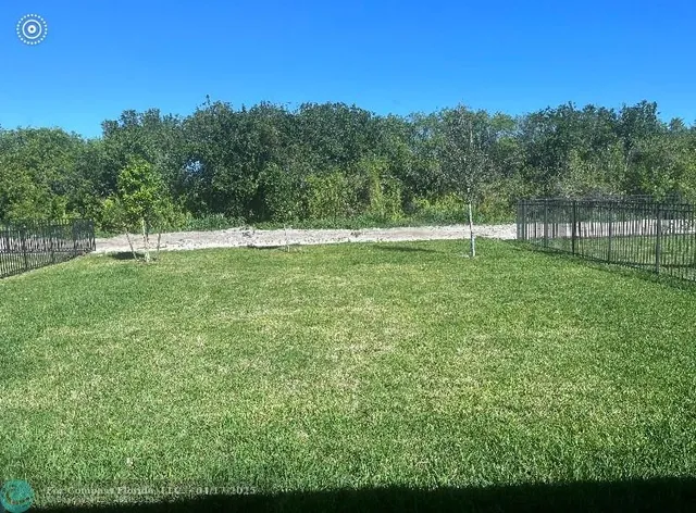 $900 | 456 Cherimoya Street, Fort Pierce, FL 34981