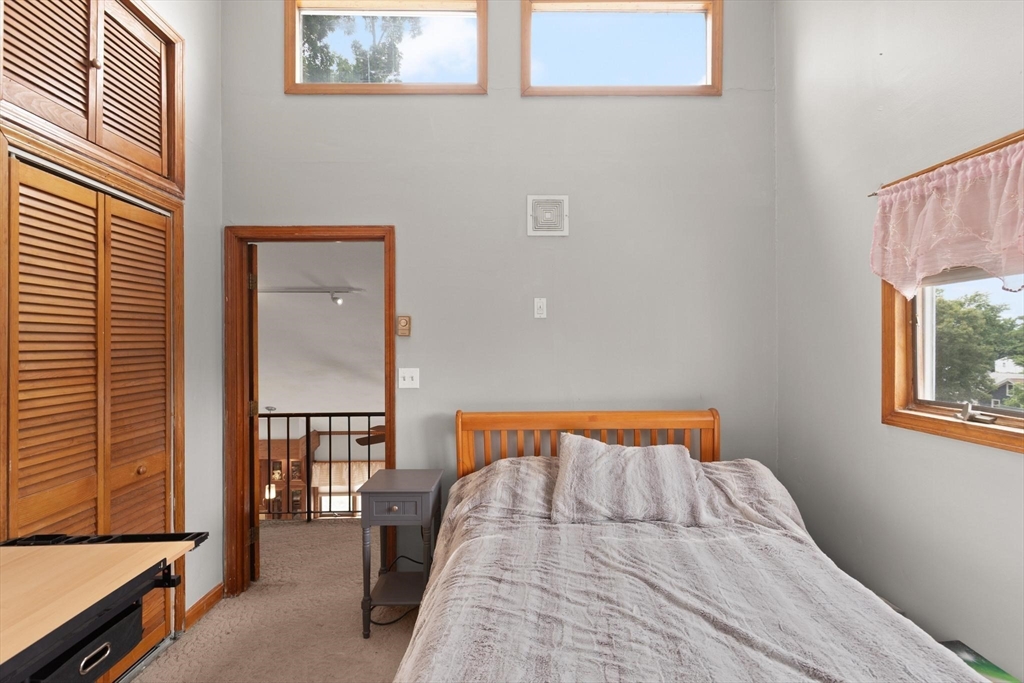 75 Andrews Street Medford, MA 02155 - Photo 19 of 40