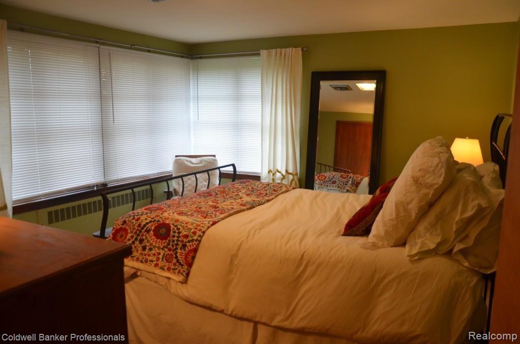 125 Guilford Road Bloomfield Hills, MI 48304 - Photo 17 of 26 DSC_0577.jpg