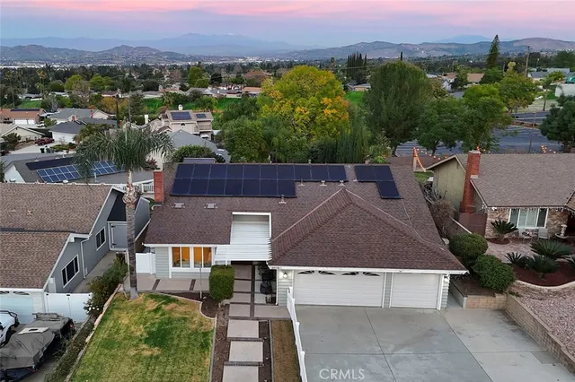 $799,900 | 2015 West Ontario Avenue, Corona, CA 92882