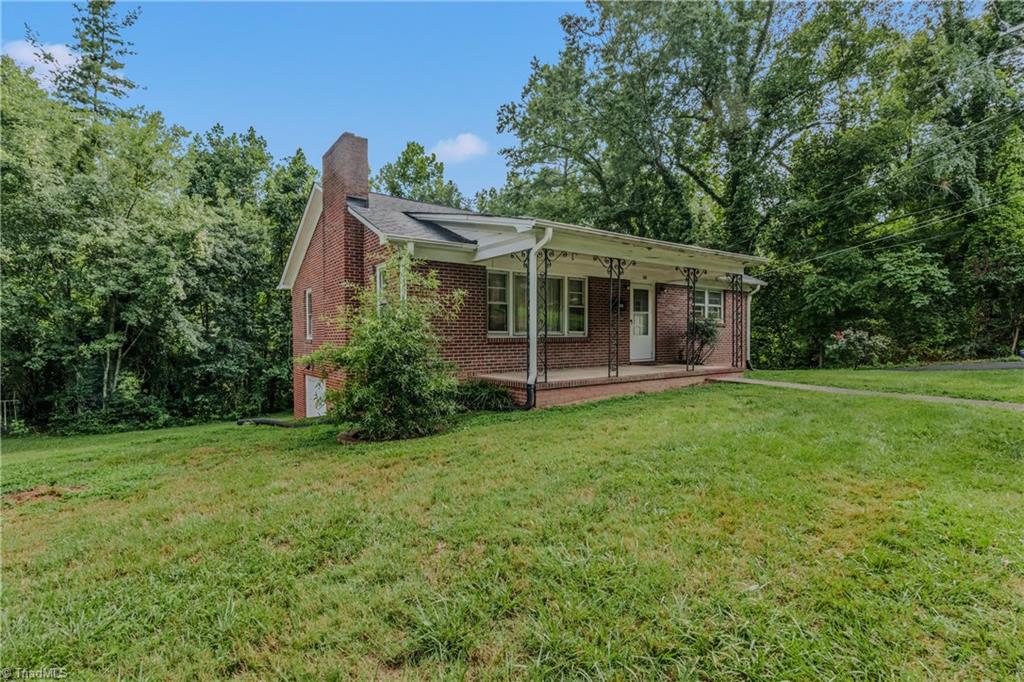 208 Linville Road Mount Airy, NC 27030 - Photo 2 of 26 Gallery Image 2