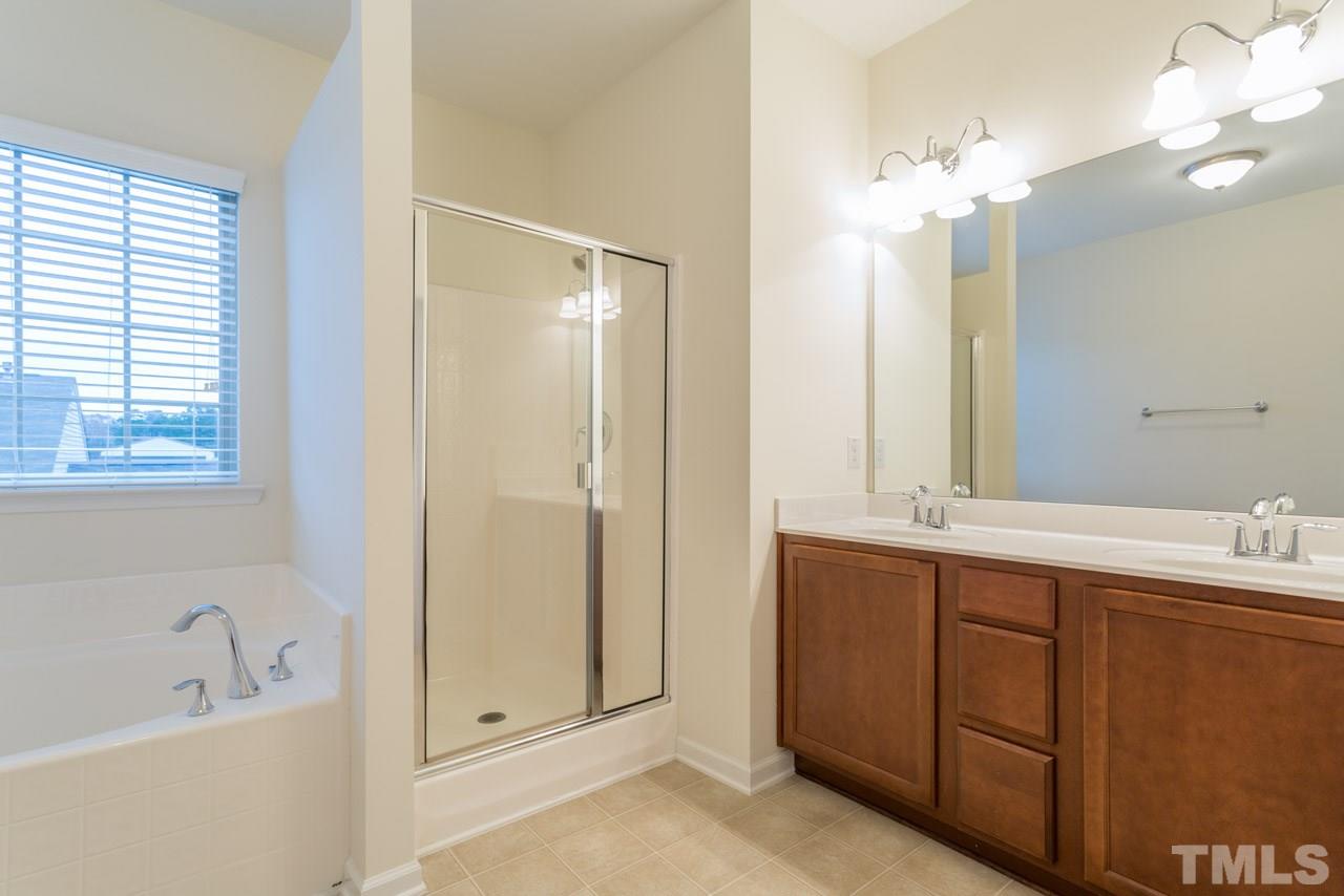 8332 Niayah Way Raleigh, NC 27612 - Photo 15 of 25 Gallery Image 15