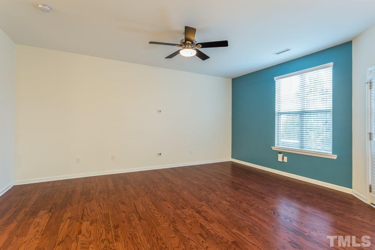 8332 Niayah Way Raleigh, NC 27612 - Photo 7 of 25 Gallery Image 7