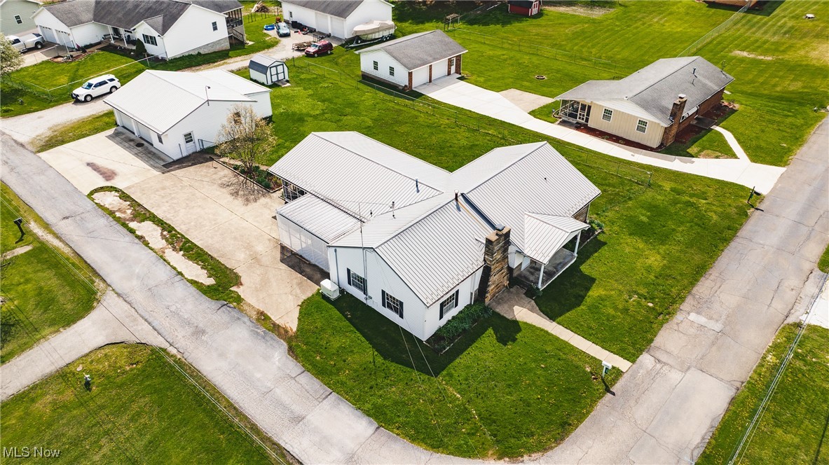304 Conger Road Washington, WV 26181 - Photo 4 of 29
