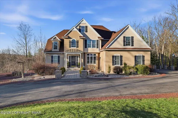 $769,000 | 389 Joanne Court, Bartonsville, PA 18321