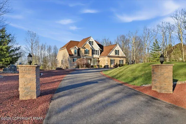 $769,000 | 389 Joanne Court, Bartonsville, PA 18321