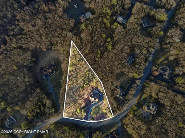 $769,000 | 389 Joanne Court, Bartonsville, PA 18321