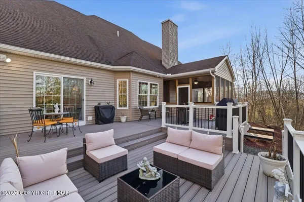 $769,000 | 389 Joanne Court, Bartonsville, PA 18321