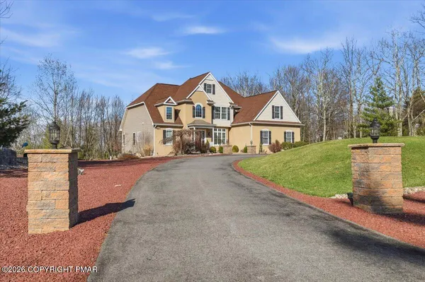 $769,000 | 389 Joanne Court, Bartonsville, PA 18321