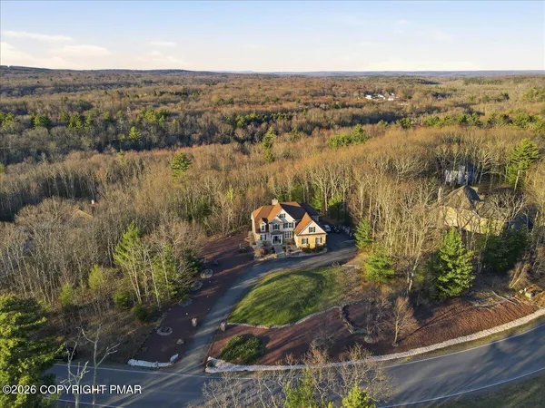 $769,000 | 389 Joanne Court, Bartonsville, PA 18321