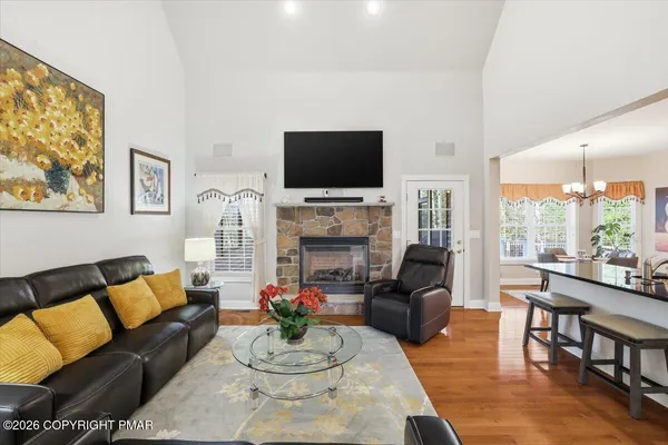 $769,000 | 389 Joanne Court, Bartonsville, PA 18321