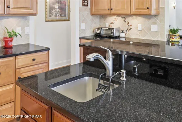 $769,000 | 389 Joanne Court, Bartonsville, PA 18321