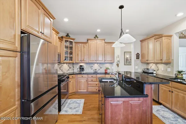 $769,000 | 389 Joanne Court, Bartonsville, PA 18321