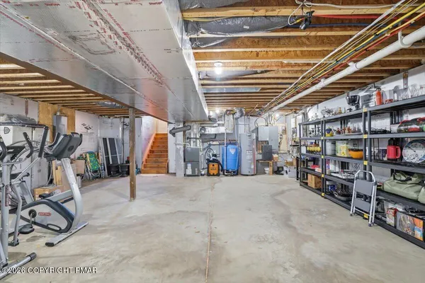 $769,000 | 389 Joanne Court, Bartonsville, PA 18321