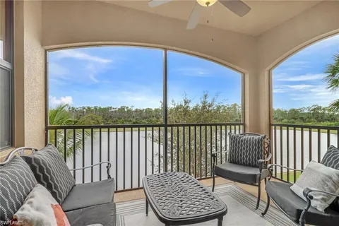 $539,000 | 9731 Acqua Court, Unit 537, Naples, FL 34113