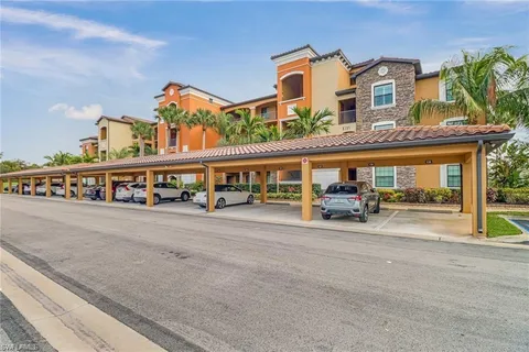 $539,000 | 9731 Acqua Court, Unit 537, Naples, FL 34113