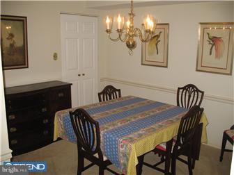 277 Valley Stream Lane Chesterbrook, PA 19087 - Photo 4 of 8 Gallery Image 4