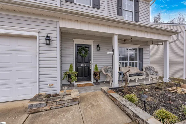 $375,000 | 236 Garfield Lane, Simpsonville, SC 29681