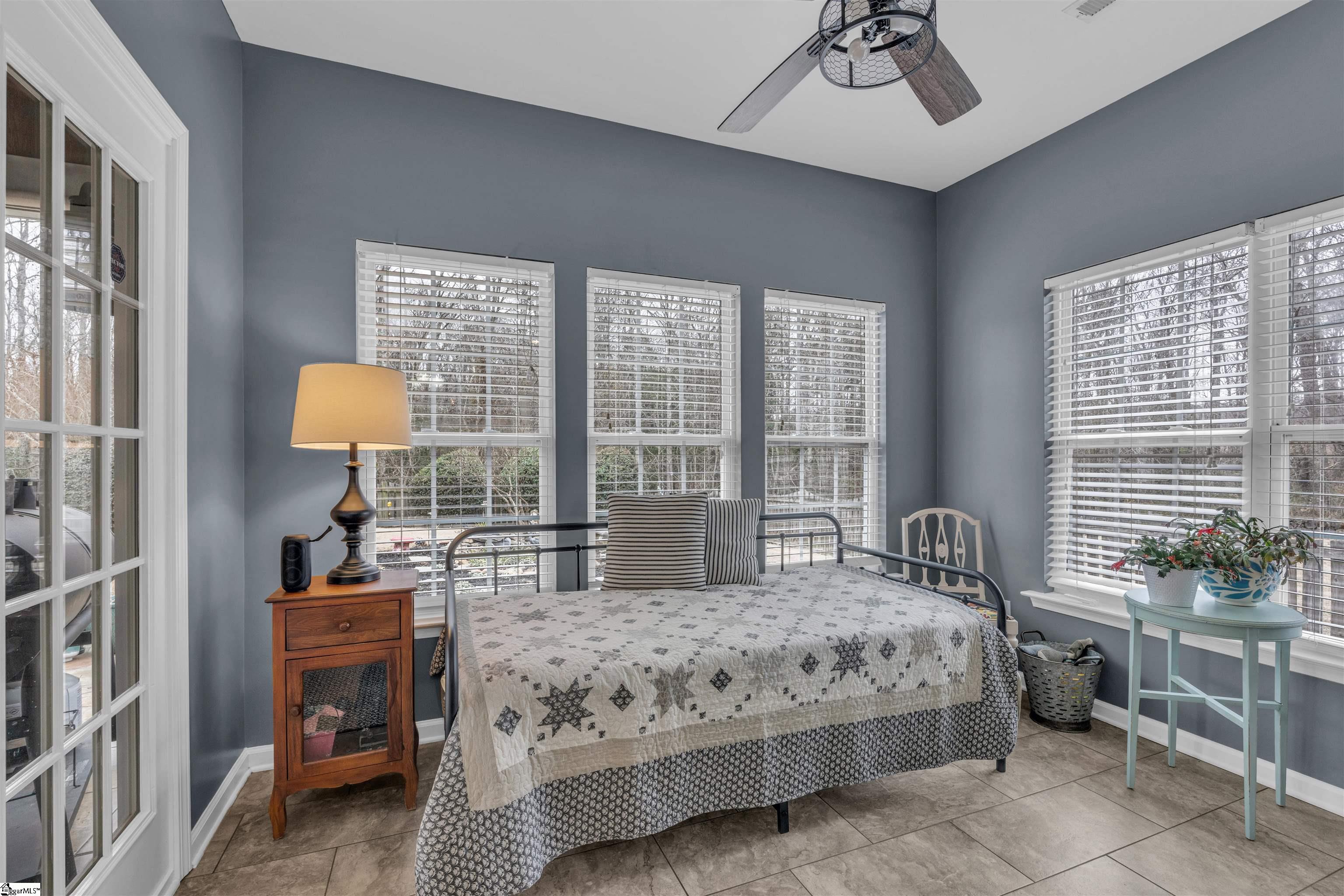 236 Garfield Lane Simpsonville, SC 29681 - Photo 10 of 33