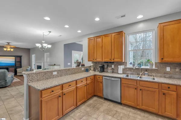 $365,000 | 236 Garfield Lane, Simpsonville, SC 29681