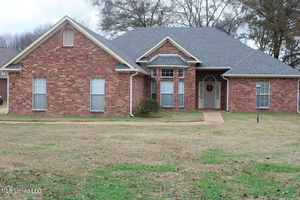$2,400 | 100 Navajo Circle, Clinton, MS 39056