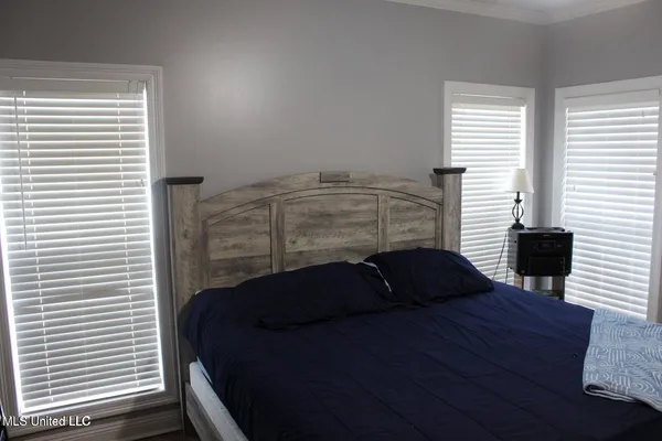 $2,400 | 100 Navajo Circle, Clinton, MS 39056