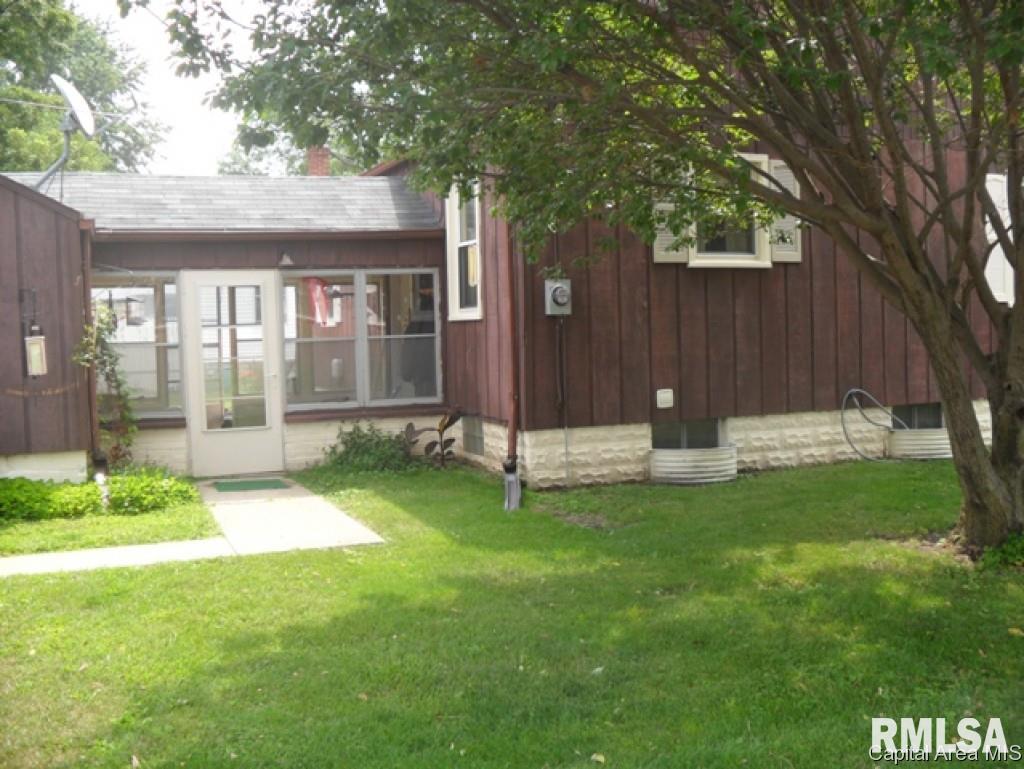 2201 East Reservoir Street Springfield, IL 62702 - Photo 4 of 20